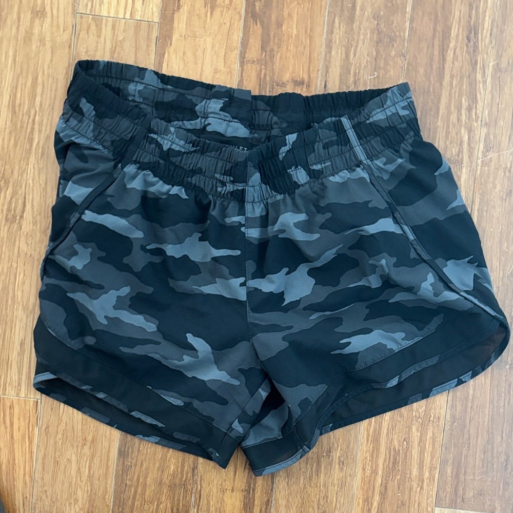 Athleta Printed Mesh Camo Athletic Shorts